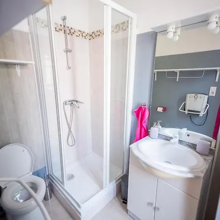 Studio Du Ravelin - Metro Saint Cyprien Apartment *